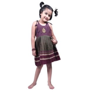 Khun kids frock, Kids' Khun frock, Traditional frock for girls, Khun frock dress, Girls' ethnic frock, Khun frock for children, Kids' traditional frock, Khun frock for girls' special occasions, Girls' Indian frock dress, Khun frock kids outfit,