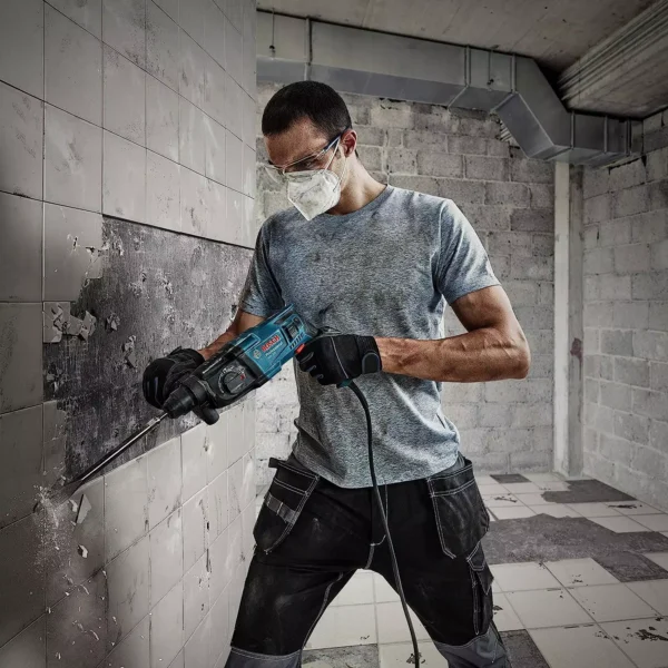 Bosch GBH 220 Professional Rotary Hammer 1-2KG