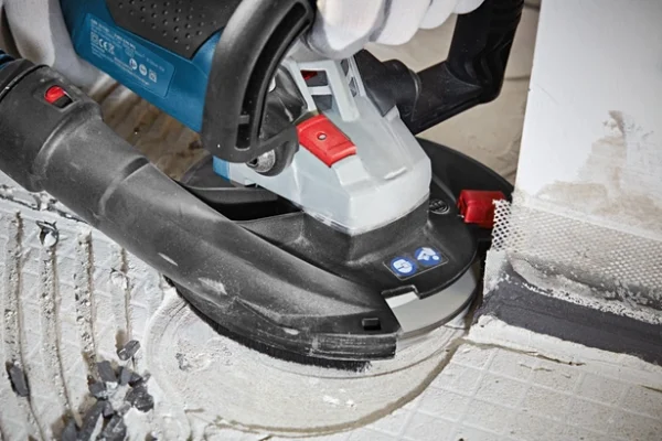 Bosch GBR 15 CAG Professional Small Angle Grinder-Concrete