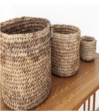 Banana fiber round basket, Handwoven planter basket, Sustainable plant pot, Eco-friendly fiber planter, Biodegradable round basket, Natural fiber plant container, Organic fiber basket planter, Artisan-made plant pot, Ethically sourced basket planter, Eco-conscious gardening accessory,