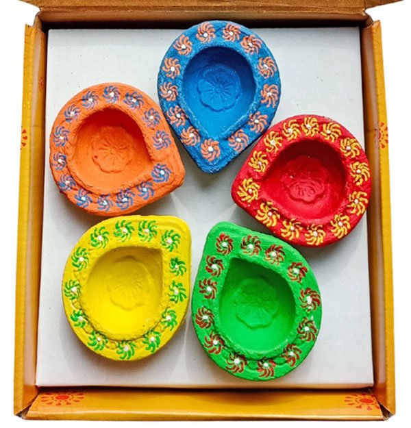 Designer Diya Gift Box, 5 Diyas gift set for Diwali, Decorative Diya set for gifting, Diwali diya gift box set, Designer diya for festival gift, Handcrafted diya set for Diwali, Traditional Diya gift pack, Festive diya gift ideas, Decorative Diya set for celebrations, Designer Diya box for festivals,