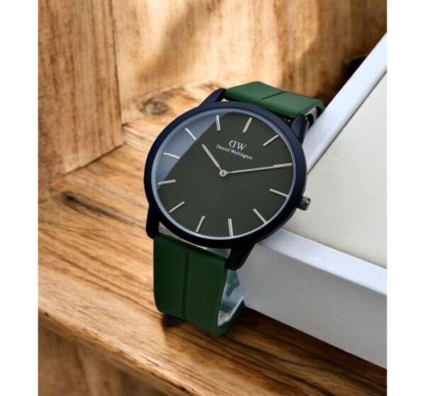 Daniel Wellington Analog watch