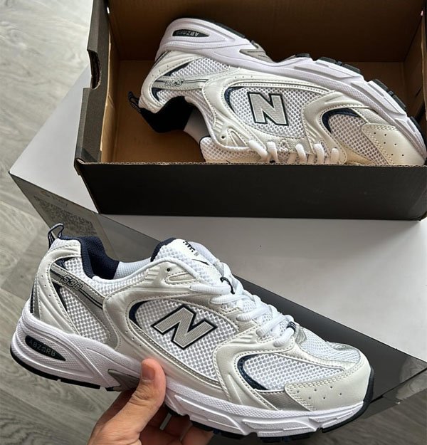 NB Sneakers – Classic Comfort and Modern Style