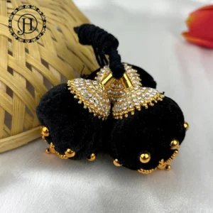 Designer Hair Extensions Hair Accessories, including clip-in extensions, luxury hair clips, decorative barrettes, and stylish hair pins. Perfect for adding volume, length, and elegance to your hairstyle. A variety of high-quality, trendy designs to enhance your hair fashion
