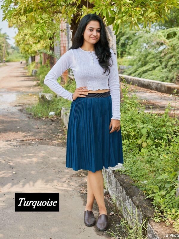 Stylish Pleated Skirt for Women – [Top 3 Colours] Why This Skirt is a Must-Have for Your Wardrobe!